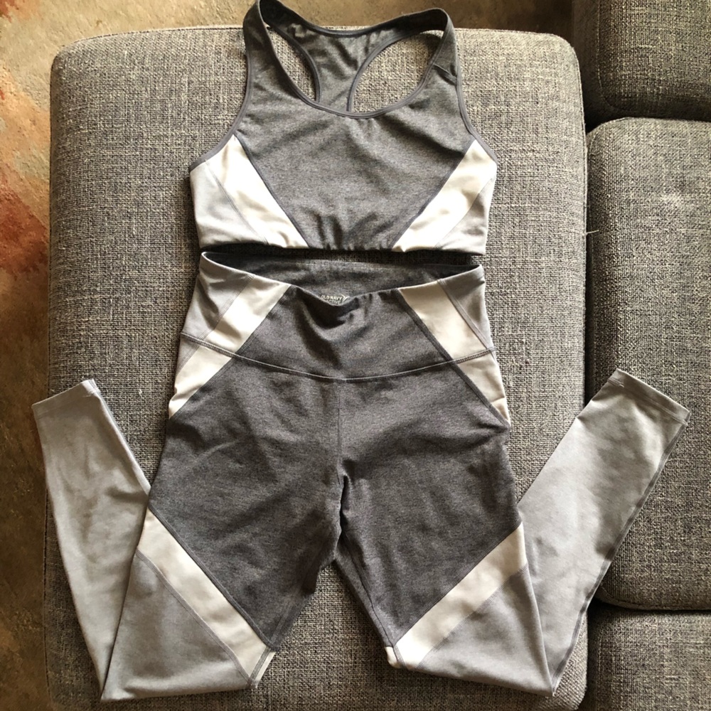 NWOT ACTIVEWEAR SET